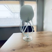 Wazon z białego szkła – puchar na nóżce, 39 cm