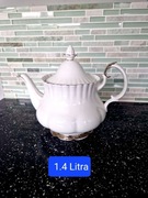 Porcelanowy Dzbanek 