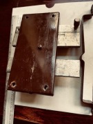 zamek z dwoma zasuwami Tasko