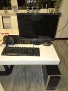 Sprzedam zestaw komputerowy.