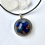 Orgonit 30mm naszyjnik z kyanitem, odpromiennik