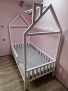 Łóżeczko domek w stylu skandynawskim 90x165