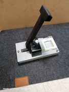 Prasa do montażu ramek slajdów 5x5 cm