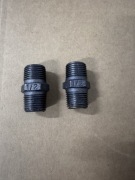 Nypel stalowy czarny 1/2’’