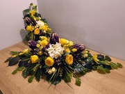 Stroik na grób, kompozycja na cmentarz, wiązanka z wazonem , zestaw . ST47k