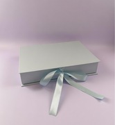 Pudełko prezentowe szkatułka 35x25x6 cm