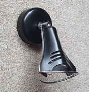 Czarny kinkiet w stylu Obcego, świetlówka led