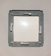 Łącznik pojedynczy  LEGRAND CARIVA biały - używany.