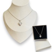 SREBRNY ŁAŃCUSZEK Z ZAWIESZKĄ SERCE NASZYJNIK WISIOREK