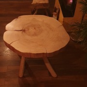 Stół sosnowy