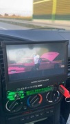 Radio 1 din z ekranem