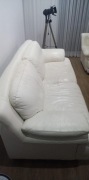Sofa/kanapa biała, skóra. Stan bardzo dobry