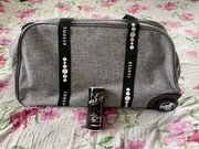 Lekka torba na kółkach