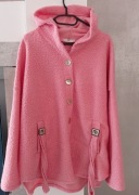 Piękna bluza z kapturem i kieszeniami ala boucle