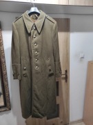 Wojskowy płaszcz zimowy.  