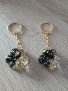 Kocia łapka. Brelok na klucze. Czarna ze złotymi dodatkami. 