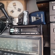 Radio Alpine CD Car Audio 