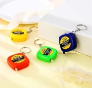 Breloczek z miarką 1 metr - kieszonkowa miniatura 