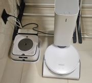 Robot sprzątający Samsung Jet Bot Al+ i myjący Romba Braava Jet M6
