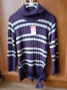 Nowy sweterek dziewczęcy 