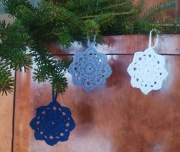 Handmade na choinkę ozdoby szydelkowe gwiazdki 