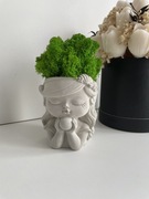 Dekoracja betonowa z chrobotkiem