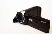 Kamera Sony HDR-PJ410 Full HD, projektor + karta 64 GB