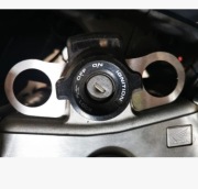 Uchwyt na ladowarke volt honda Cbr1100xx vfr800  
