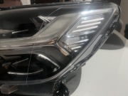 Lampa lewy przód Volvo XC40 