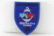 Tarcza Szkolna Szkoła nr 4 Wołomin "65 lat"
