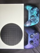 XBOX SERIES S + 2 PADY