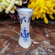 Ręcznie malowany niebieski wazonik z wiatrakiem - Serce - Delft Blue #2