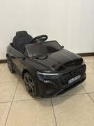 Auto na akumulator Audi SQ8 dla dzieci 12V pilot LED