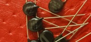 Warystor ERZV10D431 10N431 Ceramiczny  PANASONIK