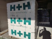 Bloczek z betonu H+H oraz bloczki betonowe