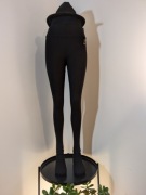 Spodnie czarne ze zlotym brelokiem