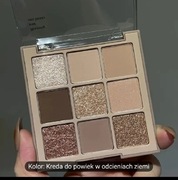 Brązowa paleta cieni 
