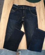 Damskie jeansy Diesel 28