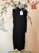 Sukienka długi rękaw z odkrytymi ramionami