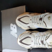 New Balance 9060 Grey Matter Timberwolf.