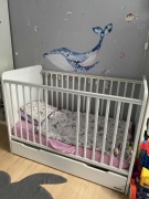 Łóżeczko dziecięce Woodies z szufladą