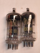 Lampa ECC81 firmy RFT Oczywiście NOS