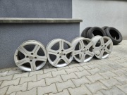 b. Ładne koła alu 16 cali z oponami nexen 195/45/16 z 22 roku