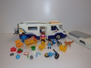 b131 PLAYMOBIL Samochód kempingowy 4859 