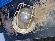 ALUMINIOWA OPRAWA LAMPY Z PRL-u POLAM GDAŃSK