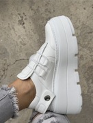 Sneakersy na mega lekkiej podeszwie