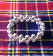 Bransoletka damska perły na gumce w kolorze srebrnym 