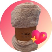 Koc z polaru Jysk Throw Krattfiol 200x220 cm brązowy 