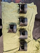 Tłoki mercedes w126 5.0 m117