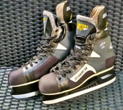 BAUER Air 30 Comfort Fit , łyżwy hokejowe rozmiar 42 wkładki 26,5 cm